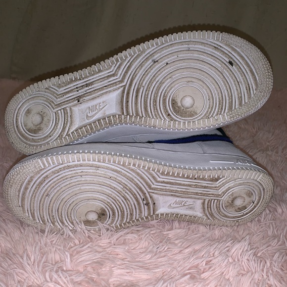 Nike Sneakers - Picture 11 of 12